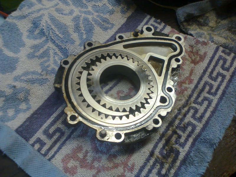 Oil pump assembly, with old, flattened O-ring begging to be replaced
